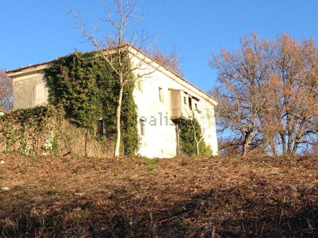 Rustico in vendita a Rocchetta A Volturno, Molise