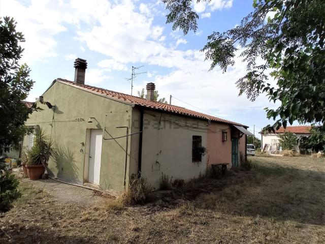 Rustico in vendita a Ortona, Abruzzo
