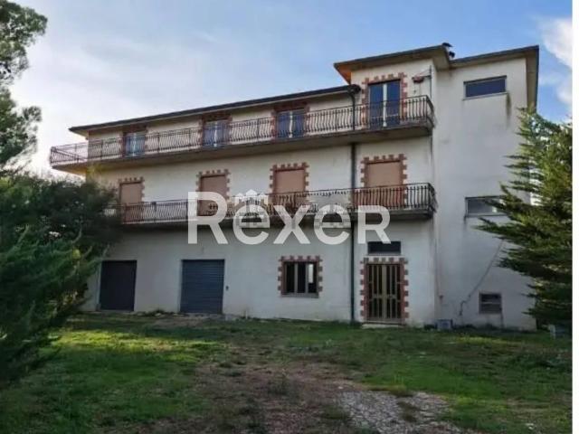 Rustico in vendita a Buonalbergo, Campania