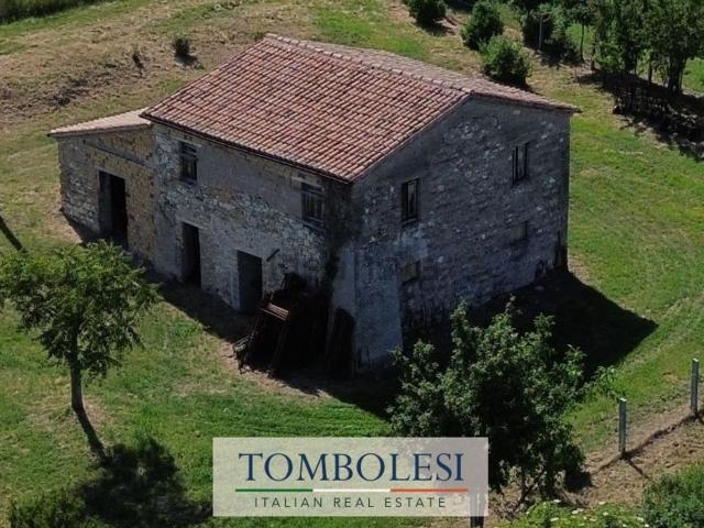 Rustico in vendita a Monterolo, Pergola