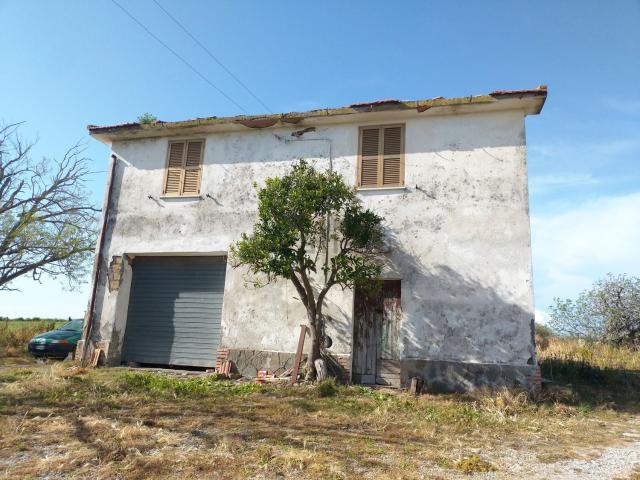 Rustico in vendita a Montebello, Tuscania