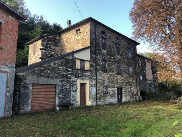 Rustico in vendita a Rocca, Varsi