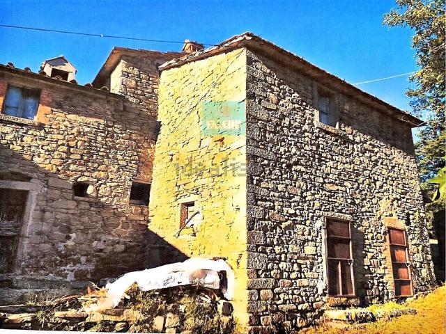Rustico in vendita a Casarloso, Palazzo Del Pero