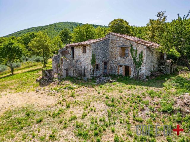 Rustico in vendita a Torricella Sabina, Lazio