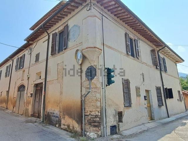Rustico in vendita a Spoleto, Umbria