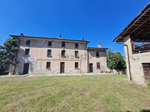 Rustico in vendita a Santa Maria Della Versa, Lombardia