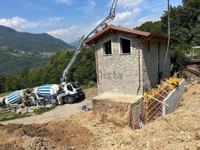 Rustico in vendita a Stabello, Zogno