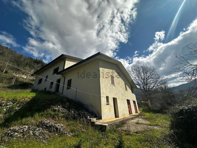 Rustico in vendita a Fontana Liri Superiore, Lazio