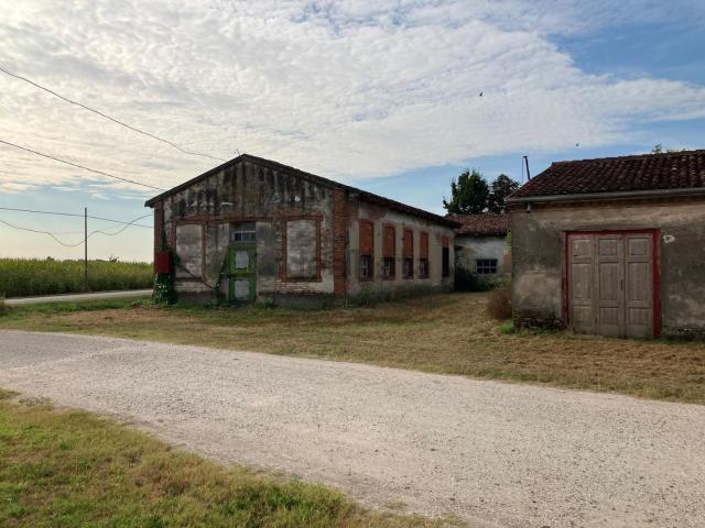 Rustico in vendita a Curtatone, Lombardia