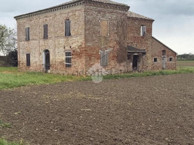 Rustico in vendita a Castiglione di Cervia, Cervia