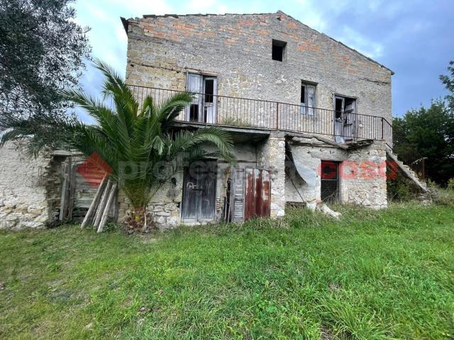 Rustico in vendita a Minturno, Lazio