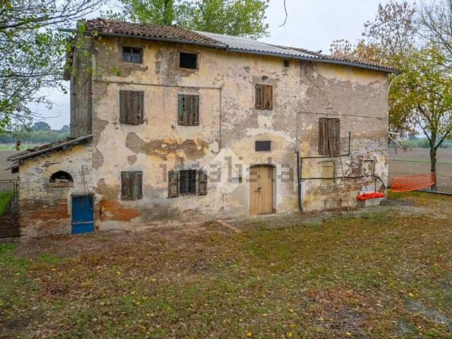 Rustico in vendita a Tresinaro - Secchia, Re