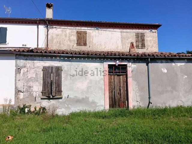 Rustico in vendita a Santa Paola, Roncofreddo