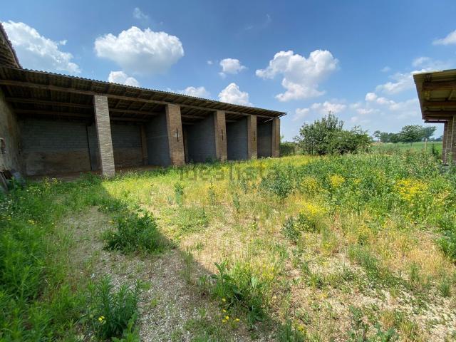 Rustico in vendita a Rivanazzano, Lombardia