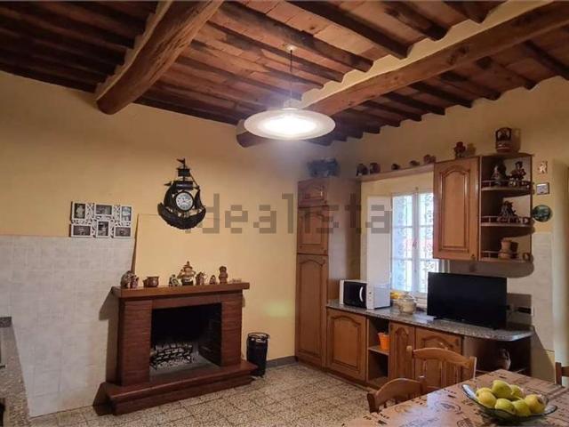 Rustico in vendita a Porcari, Toscana