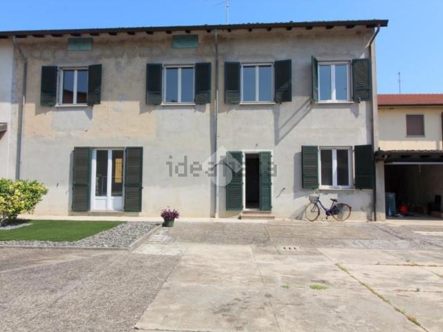 Rustico in vendita a Castiglione D'adda, Lombardia