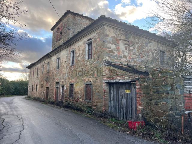 Rustico in vendita a Marciano Della Chiana, Toscana