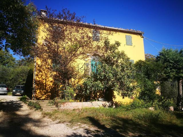 Rustico in vendita a Montescudo-Monte Colombo, Monte Colombo