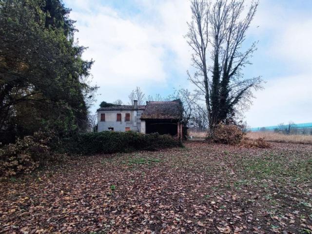 Rustico in vendita a Borgo Veneto, Saletto