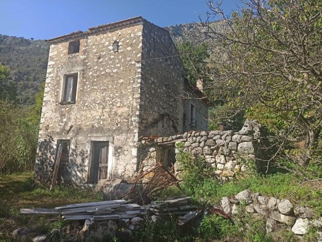 Rustico in vendita a Ausonia, Lazio
