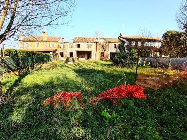 Rustico in vendita a Campodarsego, Veneto