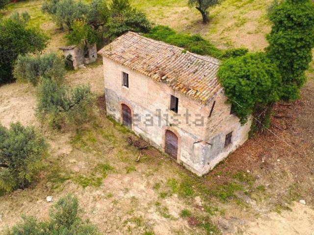 Rustico in vendita a Torri In Sabina, Lazio