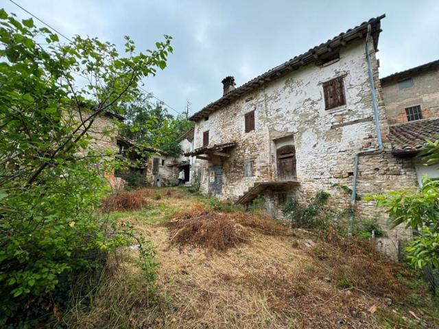 Rustico in vendita a Unione di comuni Terre di Castelli, Castelvetro Di Modena