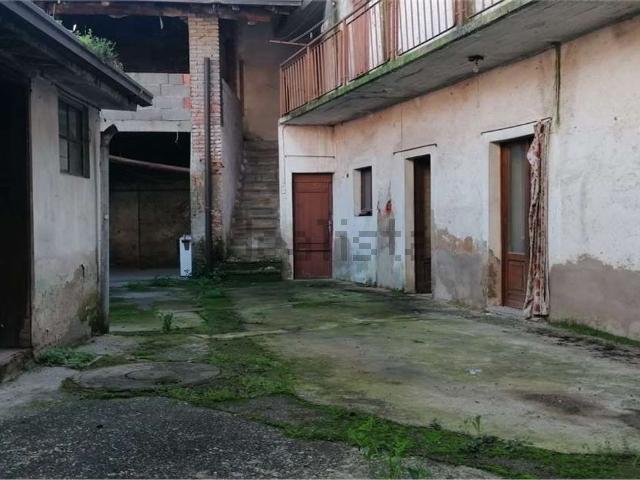 Rustico in vendita a Cividate Al Piano, Lombardia