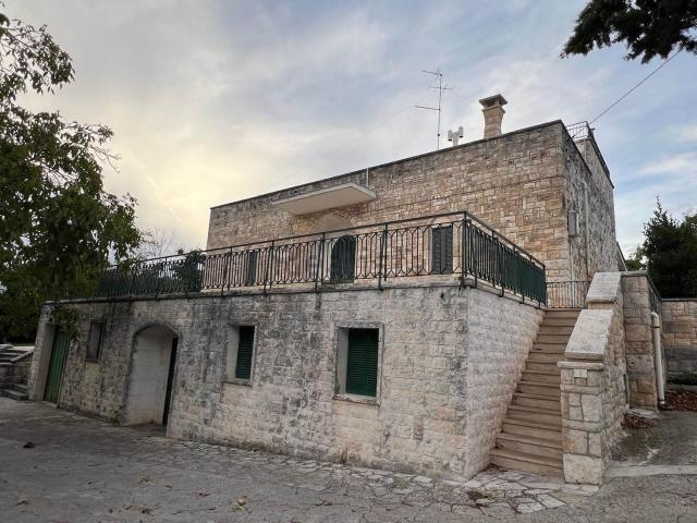 Rustico in vendita a Canale di Pirro, Puglia