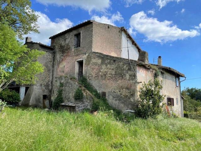 Rustico in vendita a Viterbo, Lazio