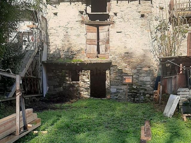 Rustico in vendita a Sorico, Lombardia