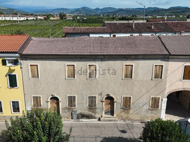 Rustico in vendita a Pieve, Colognola ai Colli