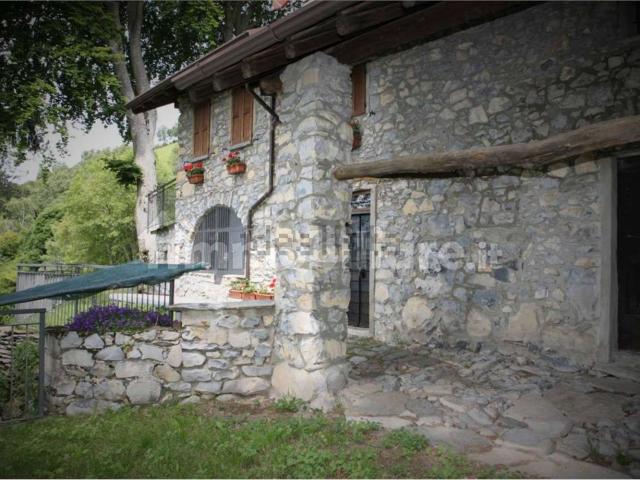 Rustico in vendita a Veleso, Como