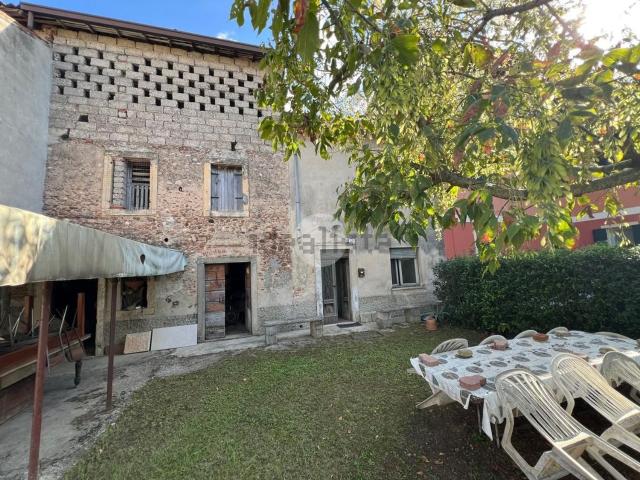 Rustico in vendita a Casone, Verona