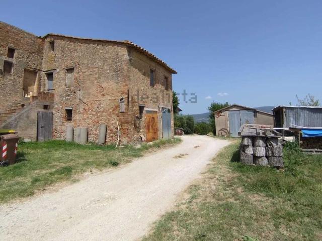 Rustico in vendita a Marsciano, Umbria