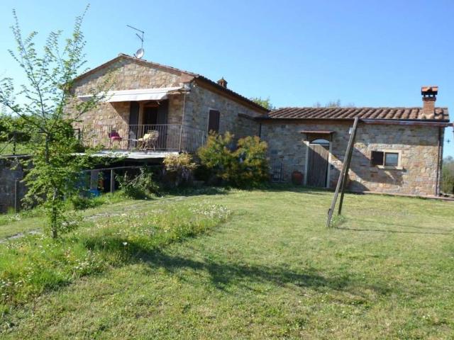 Rustico in vendita a Santa Maria, Lucignano