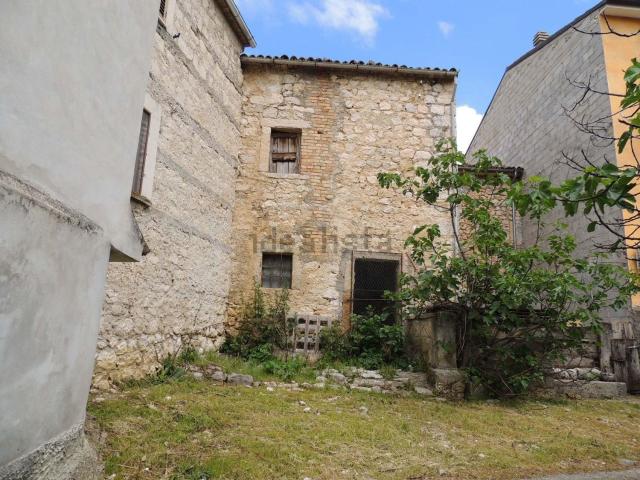 Rustico in vendita a Caramanico Terme, Abruzzo