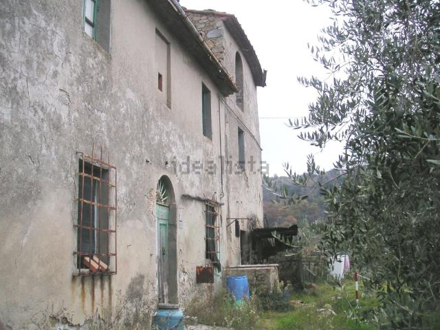 Rustico in vendita a Papiano, Lamporecchio
