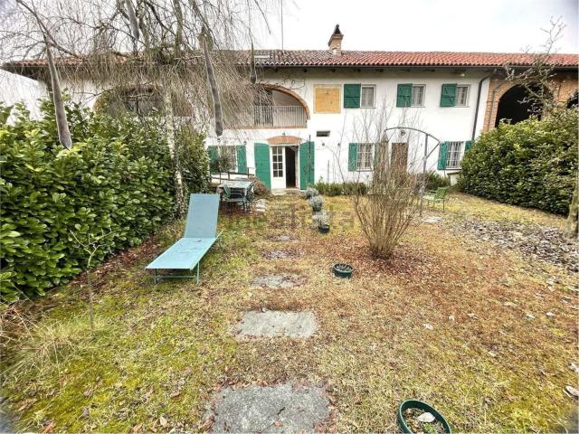 Rustico in vendita a Piemonte, Asti