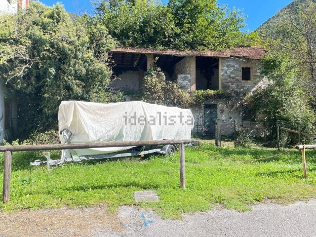 Rustico in vendita a Tarcento, Friuli-Venezia Giulia