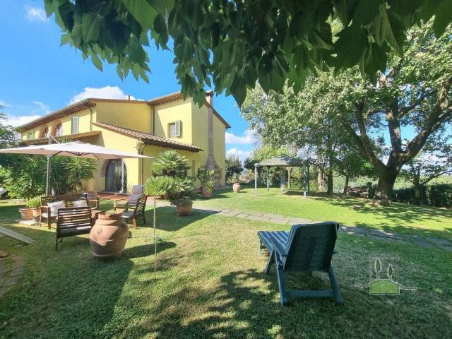 Rustico in vendita a Acciaiolo, Fauglia