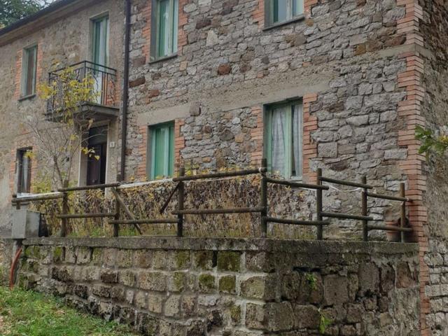 Rustico in vendita a San Venanzo, Umbria
