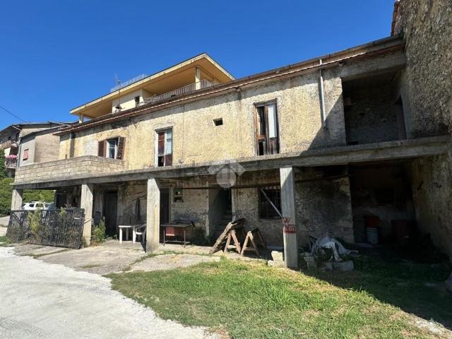 Rustico in vendita a Veroli, Frosinone
