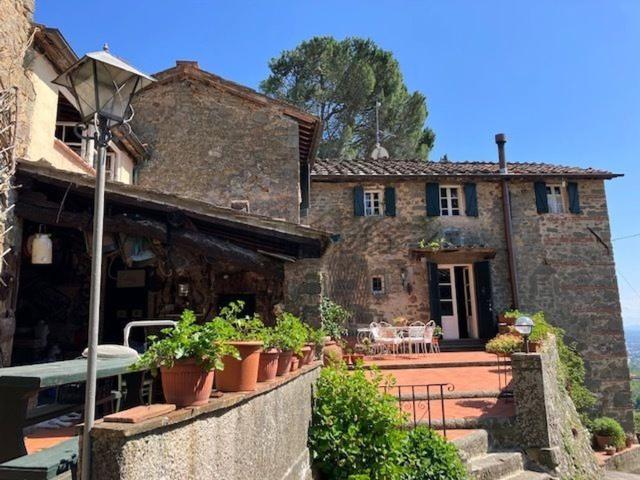 Rustico in vendita a Capannori, Toscana