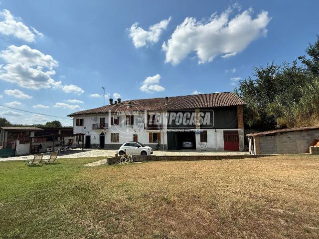 Rustico in vendita a Piemonte, Asti