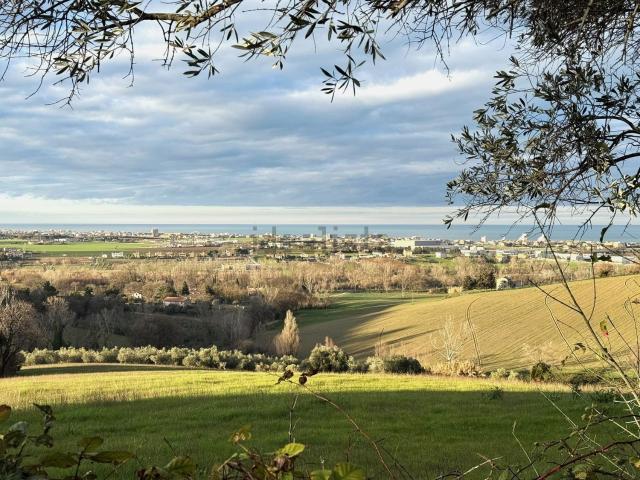 Rustico in vendita a Marche, Ancona