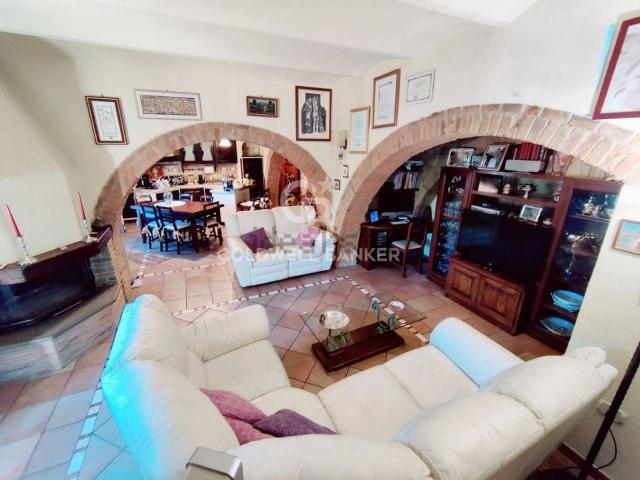 Rustico in vendita a Scansano, Toscana