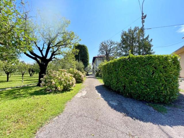 Rustico in vendita a Mereto Di Tomba, Friuli-Venezia Giulia