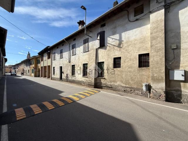 Rustico in vendita a Casaletto Vaprio, Lombardia