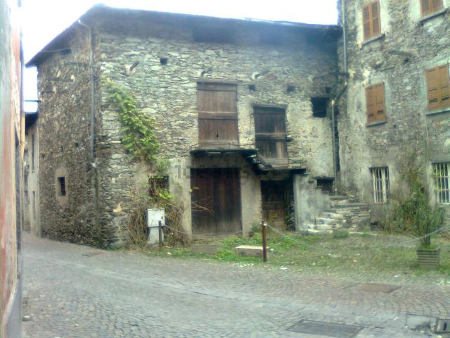 Rustico in vendita a Cosio Valtellino, Lombardia